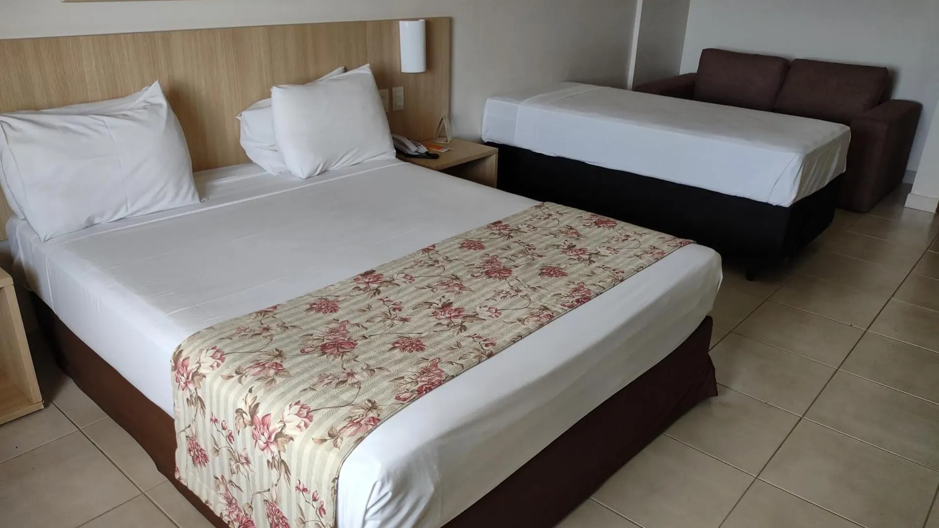 Hot Springs Flat Apart-Hotel Master Luxo Com Banheira Caldas Novas Brazilië